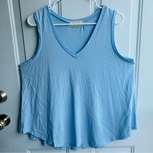 SINUOUS Tank Top Womens Light Blue Sleeveless Shirt Size Large Flowy Made In USA